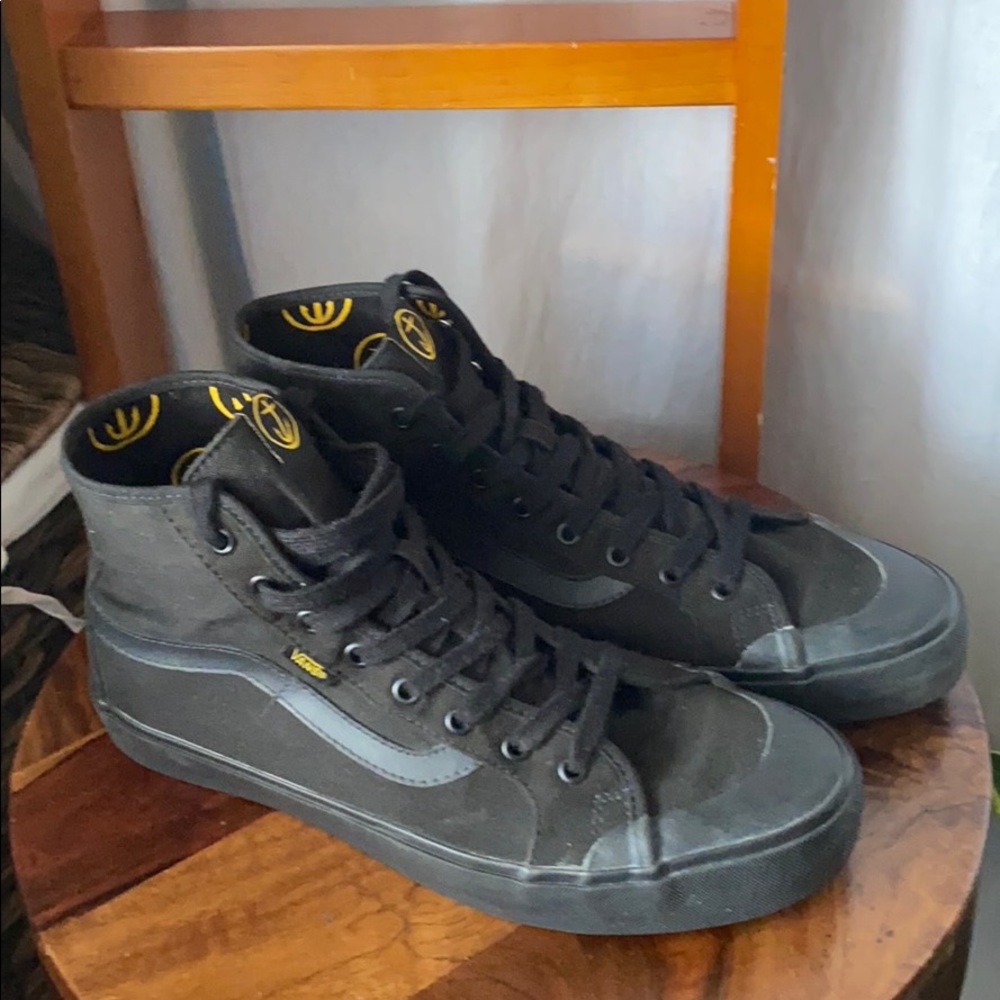 Vans comfort Cush captain Fin black on black
